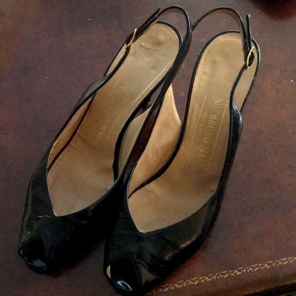 Bruno Magli black heels 4005